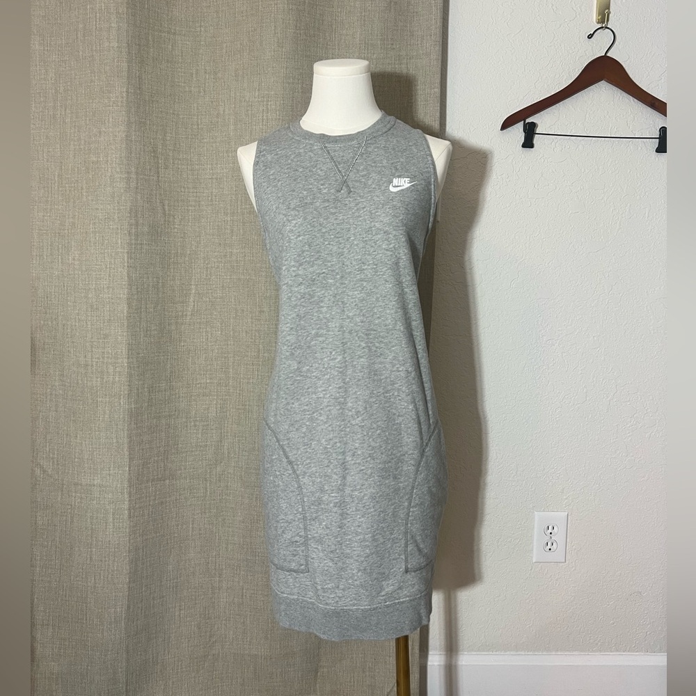 Nike Sleeveless Sweatshirt Dress Women’s Large Gray Logo Mini  Athletic wear
